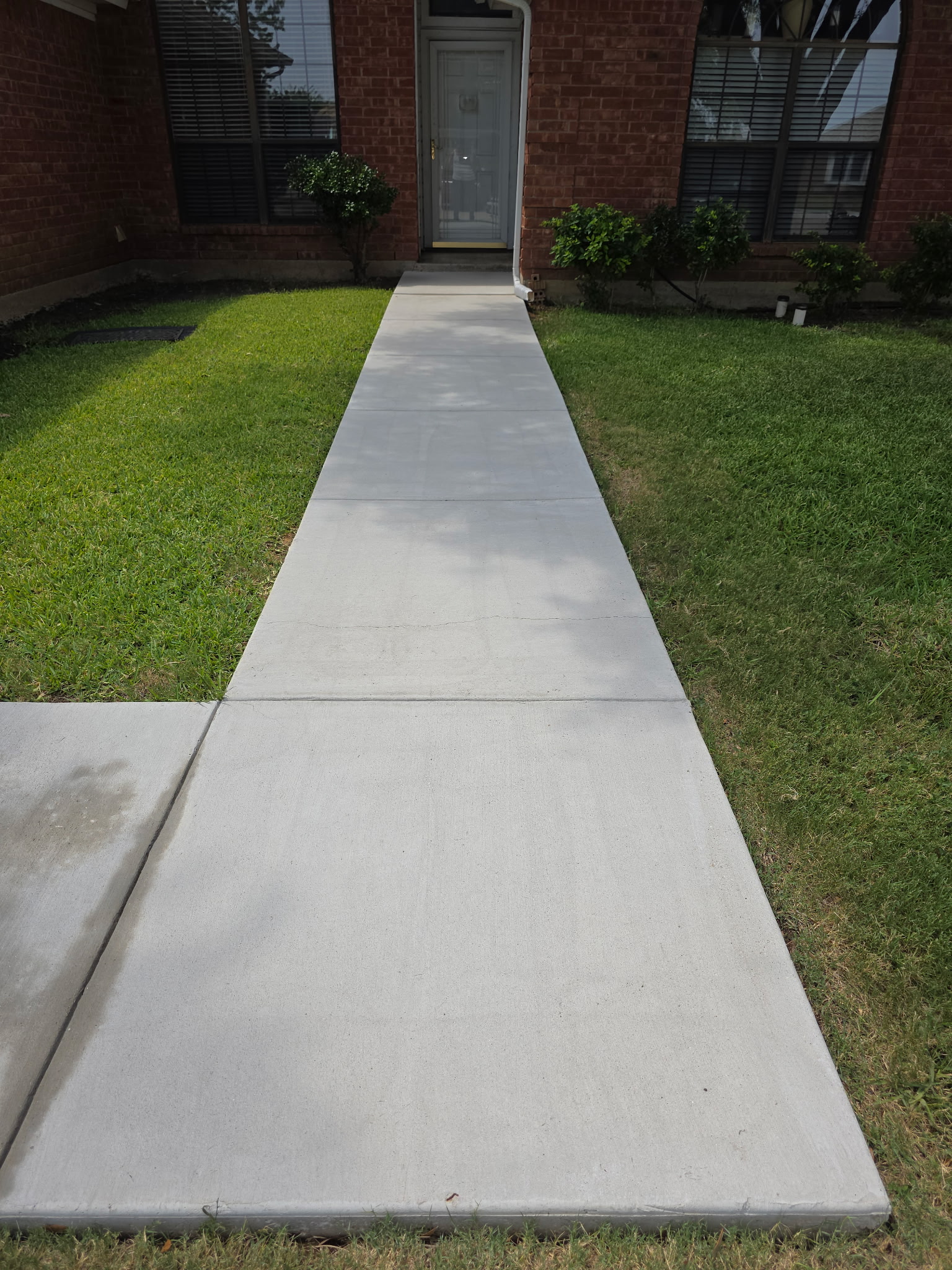 Front walkway after cleaning